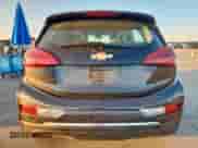 2018 Chevrolet Bolt EV LT z VIN 1G1FW6S06J4137794, wystawiony jako Copart lot #70474675 z przebiegiem 32 626 mil mil oraz Szkoda całkowita • Salvage title. Historia ofert i sprzedaży dostępna na DreamBid. Obrazek 6.