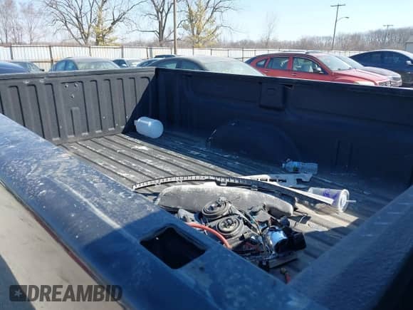 2007 GMC Sierra 1500 Work Truck z VIN 1GTEK14X77Z619519, wystawiony jako IAAI lot #41756863 z przebiegiem 156 176 mil mil oraz . Historia ofert i sprzedaży dostępna na DreamBid. Obrazek 8.