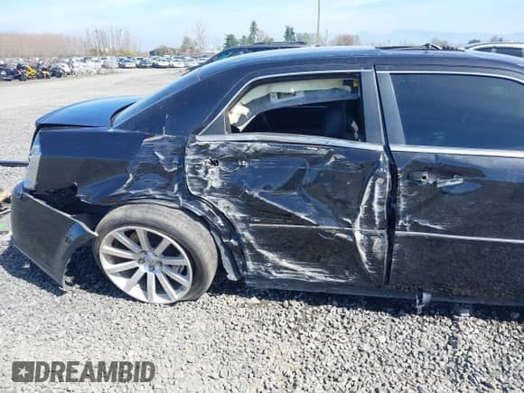 2006 Chrysler 300 C SRT-8 with VIN 2C3LA73W36H509656, listed as a IAAI auction lot 41852179 with 92,209 mi miles and . Bid and sale history available at DreamBid. Image 19.