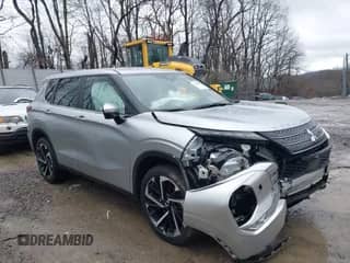 2023 Mitsubishi Outlander SE с VIN JA4J4UA84PZ018165, выставлен на аукционе IAAI как лот 41520286 с пробегом 35 308 миль миль и . История ставок и продаж доступна на DreamBid. Изображение 1.