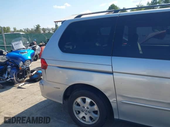 2004 Honda Odyssey EX с VIN 5FNRL18644B006856, выставлен на аукционе IAAI как лот 43214934 с пробегом 255 000 миль миль и . История ставок и продаж доступна на DreamBid. Изображение 18.