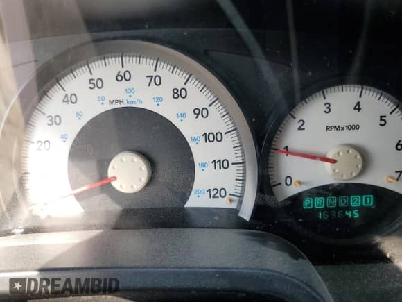 2008 Dodge Dakota SXT with VIN 1D7HE38K98S570063, listed as a Copart auction lot 87437695 with 163,645 mi miles and Clean title. Bid and sale history available at DreamBid. Image 9.
