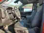 2022 Chevrolet Silverado 2500HD LTZ z VIN 1GC4YPEY2NF260079, wystawiony jako Copart lot #49310065 z przebiegiem 31 949 mil mil oraz Szkoda całkowita • Salvage title. Historia ofert i sprzedaży dostępna na DreamBid. Obrazek 7.