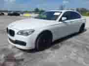 2013 BMW 7 Series 750Li xDrive с VIN WBAYF8C55DD140919, выставлен на аукционе IAAI как лот 42848896 с пробегом 107 276 миль миль и . История ставок и продаж доступна на DreamBid. Изображение 2.