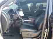 2020 Ram 1500 Rebel z VIN 1C6SRFLT0LN265734, wystawiony jako Copart lot #68314085 z przebiegiem 62 838 mil mil oraz Szkoda całkowita • Salvage title. Historia ofert i sprzedaży dostępna na DreamBid. Obrazek 7.