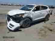 2021 Hyundai Tucson SEL с VIN KM8J33AL4MU346293, выставлен на аукционе Copart как лот 61619135 с пробегом Не указан миль и Списание • Salvage title. История ставок и продаж доступна на DreamBid. Изображение 1.