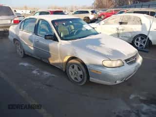 2004 Chevrolet Malibu Classic z VIN 1G1ND52F94M585838, wystawiony jako IAAI lot #41013743 z przebiegiem 204 033 mil mil oraz . Historia ofert i sprzedaży dostępna na DreamBid. Obrazek 1.