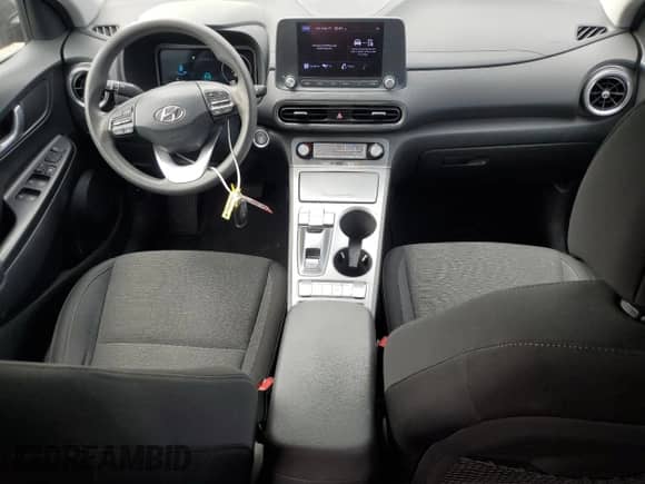 2022 Hyundai Kona SEL z VIN KM8K23AG2NU139056, wystawiony jako Copart lot #58535505 z przebiegiem 70 915 mil mil oraz Szkoda całkowita • Salvage title. Historia ofert i sprzedaży dostępna na DreamBid. Obrazek 8.