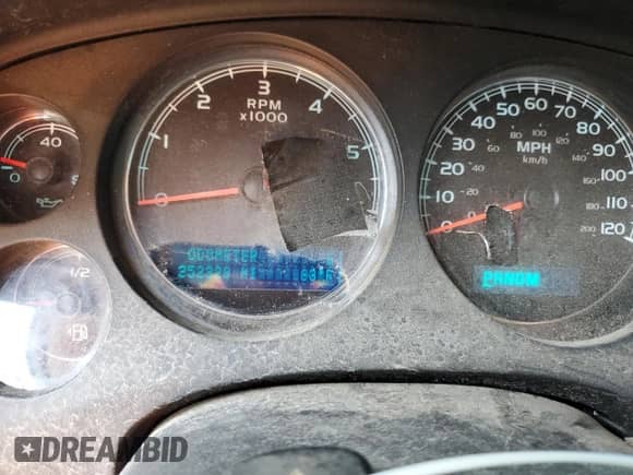 2011 Chevrolet Avalanche LTZ z VIN 3GNTKGE30BG207173, wystawiony jako Copart lot #69255585 z przebiegiem 252 328 mil mil oraz Czysty tytuł • Clean title. Historia ofert i sprzedaży dostępna na DreamBid. Obrazek 9.