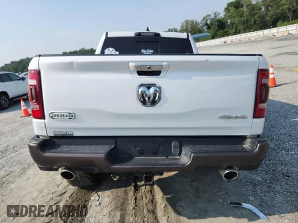 2022 Ram 1500 Longhorn z VIN 1C6SRFKT4NN186121, wystawiony jako Copart lot #71900845 z przebiegiem 101 908 mil mil oraz Czysty tytuł • Clean title. Historia ofert i sprzedaży dostępna na DreamBid. Obrazek 6.