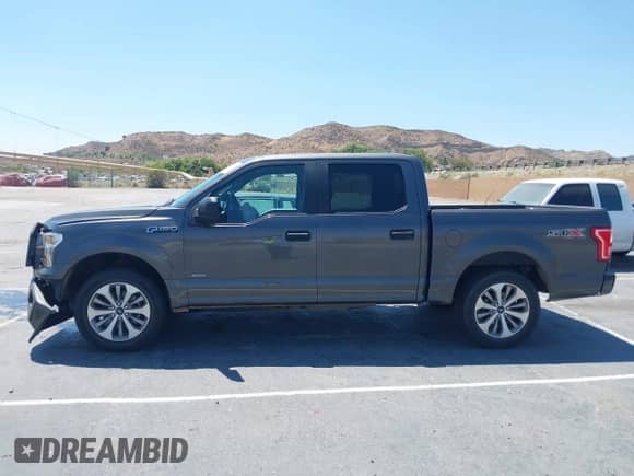 2017 Ford F-150 XL z VIN 1FTEW1CP6HKE19361, wystawiony jako IAAI lot #42744329 z przebiegiem 110 010 mil mil oraz . Historia ofert i sprzedaży dostępna na DreamBid. Obrazek 14.