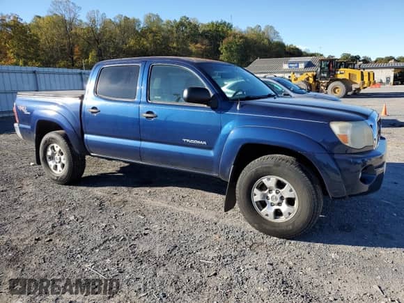 2008 Toyota Tacoma with VIN 5TELU42N18Z569596, listed as a Copart auction lot 82549595 with 183,196 mi miles and Salvage title. Bid and sale history available at DreamBid. Image 4.