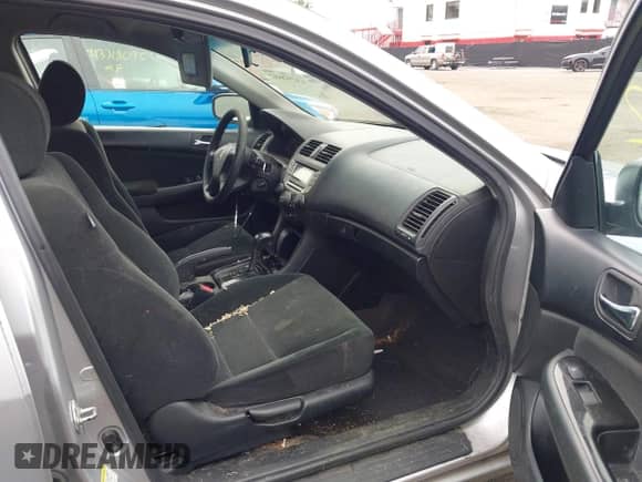 2006 Honda Accord LX SE with VIN 1HGCM56356A021544, listed as a IAAI auction lot 43292682 with 162,119 mi miles and . Bid and sale history available at DreamBid. Image 5.