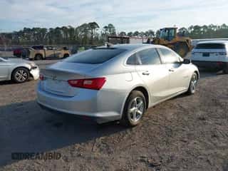 2017 Chevrolet Malibu LS с VIN 1G1ZB5ST6HF159984, выставлен на аукционе IAAI как лот 43516603 с пробегом 178 730 миль миль и . История ставок и продаж доступна на DreamBid. Изображение 4.