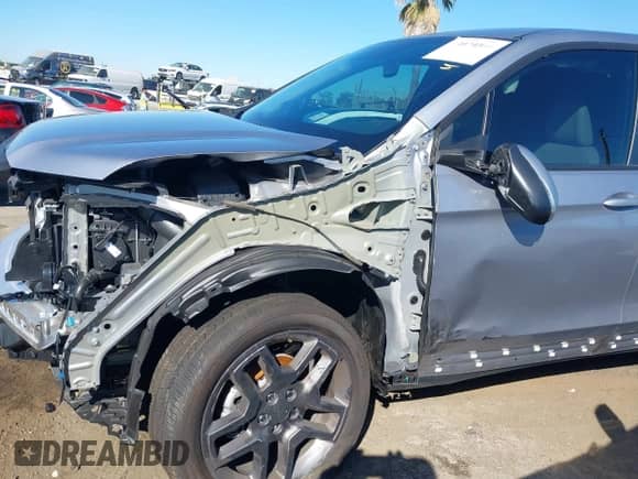 2023 Honda Passport EX-L with VIN 5FNYF8H50PB036640, listed as a IAAI auction lot 42536022 with 1,658 mi miles and . Bid and sale history available at DreamBid. Image 6.