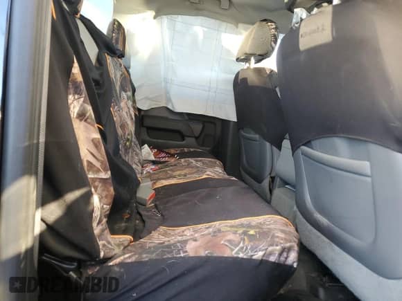 2015 Chevrolet Silverado 1500 LS с VIN 1GCVKPEC6FZ345338, выставлен на аукционе Copart как лот 82358965 с пробегом Не указан миль и На запчасти • Non repairable. История ставок и продаж доступна на DreamBid. Изображение 10.