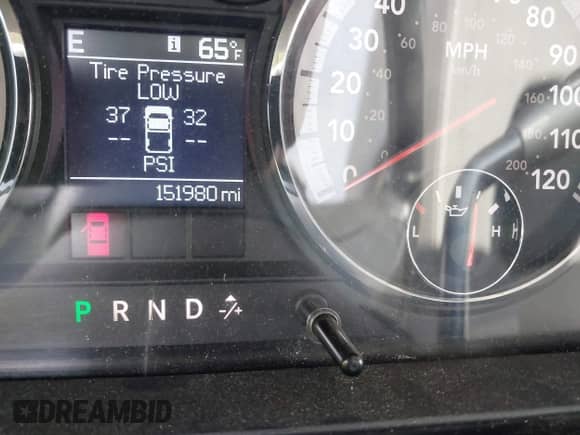 2010 Dodge 1500 ST с VIN 3D7JV1EP9AG107925, выставлен на аукционе IAAI как лот 42024245 с пробегом 151 980 миль миль и . История ставок и продаж доступна на DreamBid. Изображение 15.