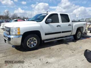 2013 Chevrolet Silverado 1500 LT with VIN 3GCPKSEAXDG291842, listed as a Copart auction lot 46525025 with 180,431 mi miles and Non repairable. Bid and sale history available at DreamBid. Image 1.