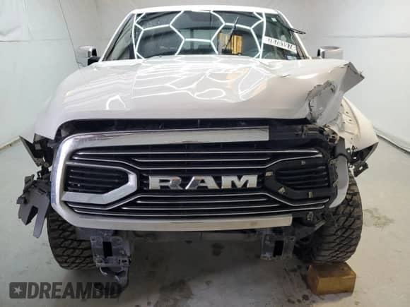 2018 Ram 1500 Longhorn z VIN 1C6RR7PM3JS242342, wystawiony jako Copart lot #78701974 z przebiegiem 150 386 mil mil oraz Czysty tytuł • Clean title. Historia ofert i sprzedaży dostępna na DreamBid. Obrazek 5.