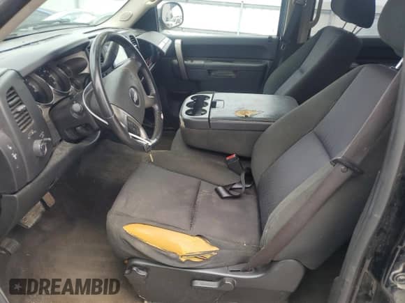 2010 Chevrolet Silverado 1500 LT with VIN 3GCRCSEA5AG156057, listed as a Copart auction lot 67924295 with 308,017 mi miles and Salvage title. Bid and sale history available at DreamBid. Image 7.