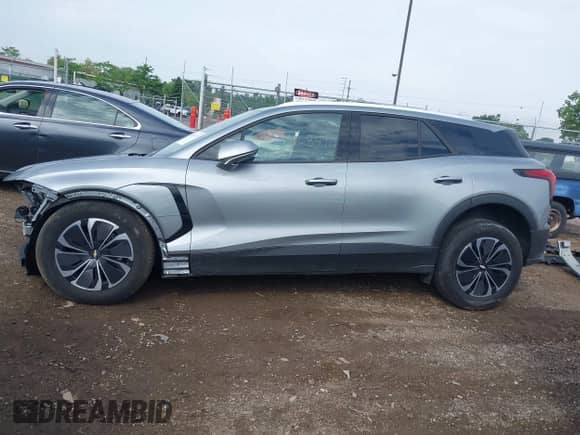 2024 Chevrolet Blazer EV eAWD LT с VIN 3GNKDBRJ0RS277894, выставлен на аукционе IAAI как лот 42622339 с пробегом 5 034 миль миль и . История ставок и продаж доступна на DreamBid. Изображение 15.