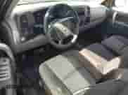 2011 Chevrolet Silverado 1500 LS z VIN 1GCRCREA1BZ109683, wystawiony jako Copart lot #68828245 z przebiegiem 191 316 mil mil oraz Szkoda całkowita • Salvage title. Historia ofert i sprzedaży dostępna na DreamBid. Obrazek 8.