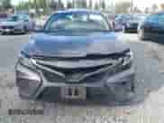 2019 Toyota Camry SE z VIN 4T1B11HK6KU852555, wystawiony jako IAAI lot #43365453 z przebiegiem 171 578 mil mil oraz . Historia ofert i sprzedaży dostępna na DreamBid. Obrazek 6.