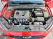 2019 Hyundai Veloster Premium z VIN KMHTG6AF7KU019411, wystawiony jako Copart lot #61428395 z przebiegiem 122 745 mil mil oraz Szkoda całkowita • Salvage title. Historia ofert i sprzedaży dostępna na DreamBid. Obrazek 11.