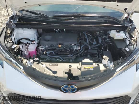 2025 Toyota Sienna XLE z VIN 5TDJRKEC2SS269318, wystawiony jako Copart lot #68721185 z przebiegiem 3 526 mil mil oraz Szkoda całkowita • Salvage title. Historia ofert i sprzedaży dostępna na DreamBid. Obrazek 12.