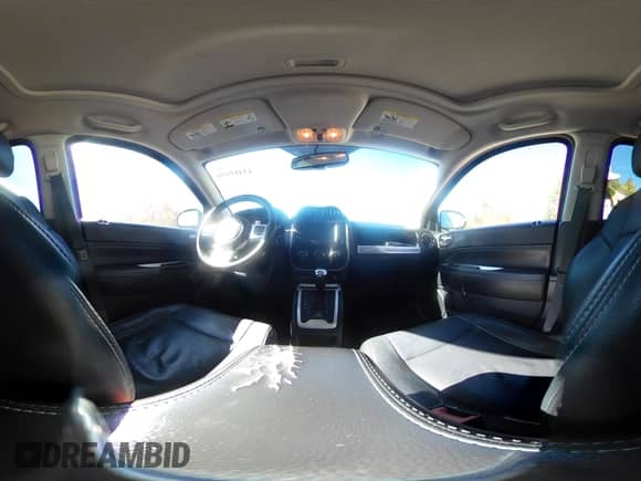 2017 Jeep Compass High Altitude с VIN 1C4NJDEB1HD100407, выставлен на аукционе IAAI как лот 43481056 с пробегом 86 682 миль миль и . История ставок и продаж доступна на DreamBid. Изображение 19.