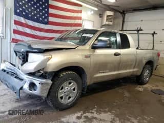 2009 Toyota Tundra SR5 с VIN 5TFBV54179X089192, выставлен на аукционе Copart как лот 46321115 с пробегом 159 294 миль миль и Списание • Salvage title. История ставок и продаж доступна на DreamBid. Изображение 1.