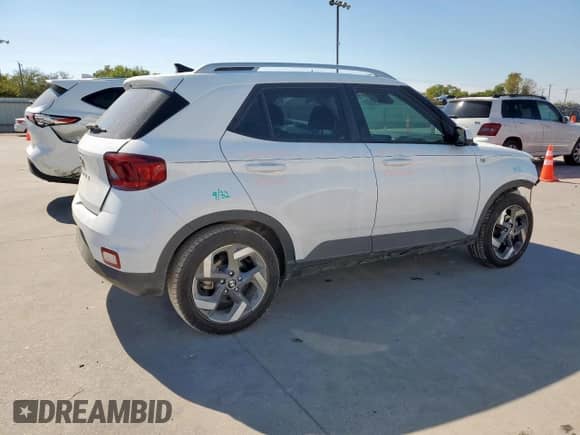 2021 Hyundai Venue SEL z VIN KMHRC8A35MU063885, wystawiony jako Copart lot #81827275 z przebiegiem 61 416 mil mil oraz Szkoda całkowita • Salvage title. Historia ofert i sprzedaży dostępna na DreamBid. Obrazek 3.