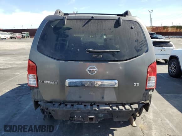 2005 Nissan Pathfinder LE с VIN 5N1AR18U75C767109, выставлен на аукционе Copart как лот 69884455 с пробегом 185 347 миль миль и Списание • Salvage title. История ставок и продаж доступна на DreamBid. Изображение 6.