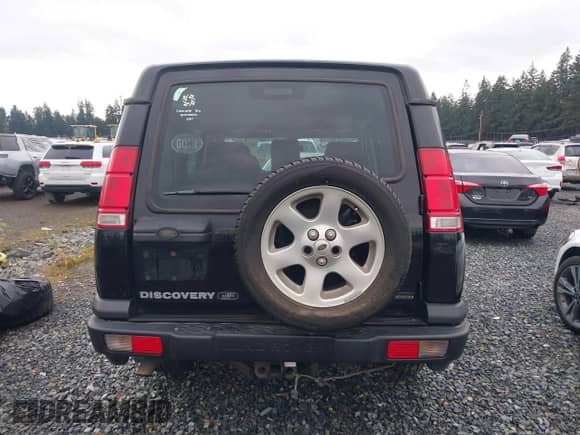 2002 Land Rover Discovery Cloth with VIN SALTY15442A757710, listed as a IAAI auction lot 40946887 with 161,221 mi miles and . Bid and sale history available at DreamBid. Image 17.