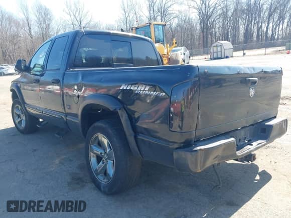 2006 Dodge 1500 SLT z VIN 1D7HU18266J185246, wystawiony jako IAAI lot #41806429 z przebiegiem 183 679 mil mil oraz . Historia ofert i sprzedaży dostępna na DreamBid. Obrazek 3.