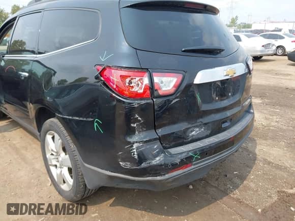 2017 Chevrolet Traverse LT с VIN 1GNKRGKD1HJ303891, выставлен на аукционе IAAI как лот 43160432 с пробегом 172 787 миль миль и . История ставок и продаж доступна на DreamBid. Изображение 6.