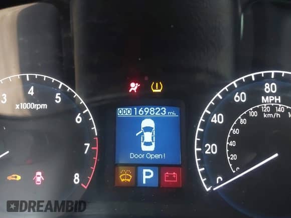 2009 Hyundai Genesis with VIN KMHGC46F29U062753, listed as a IAAI auction lot 42975768 with 169,823 mi miles and . Bid and sale history available at DreamBid. Image 15.