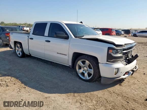 2017 Chevrolet Silverado 1500 LTZ z VIN 3GCUKSEC6HG377336, wystawiony jako Copart lot #71509125 z przebiegiem 116 504 mil mil oraz Szkoda całkowita • Salvage title. Historia ofert i sprzedaży dostępna na DreamBid. Obrazek 4.