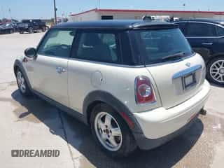 2011 MINI Hardtop with VIN WMWSU3C54BT184170, listed as a IAAI auction lot 42506751 with 53,803 mi miles and . Bid and sale history available at DreamBid. Image 3.