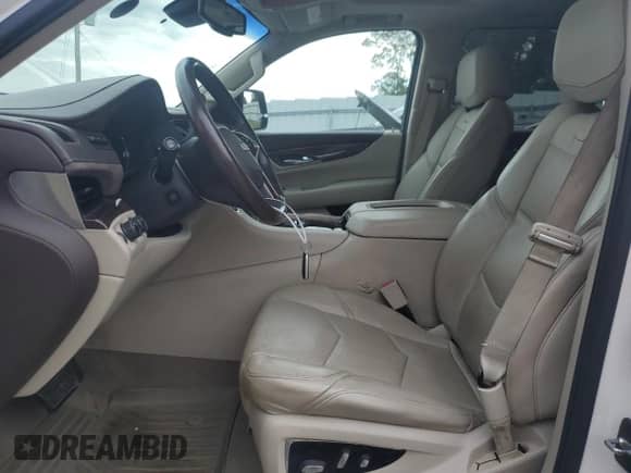 2016 Cadillac Escalade ESV Premium Collection z VIN 1GYS4JKJ7GR192641, wystawiony jako Copart lot #84586075 z przebiegiem 269 885 mil mil oraz Czysty tytuł • Clean title. Historia ofert i sprzedaży dostępna na DreamBid. Obrazek 7.