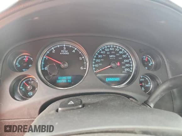 2008 Chevrolet Silverado 1500 2LT с VIN 2GCEK133681274525, выставлен на аукционе Copart как лот 81090505 с пробегом 189 705 миль миль и Списание • Salvage title. История ставок и продаж доступна на DreamBid. Изображение 9.