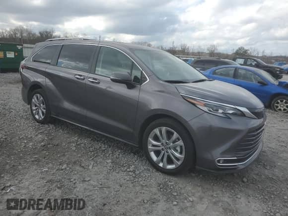 2022 Toyota Sienna Platinum с VIN 5TDERKEC3NS135567, выставлен на аукционе Copart как лот 43991625 с пробегом 33 711 миль миль и Списание • Salvage title. История ставок и продаж доступна на DreamBid. Изображение 4.