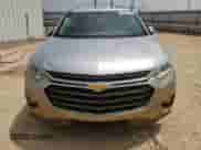 2019 Chevrolet Traverse LT Cloth with VIN 1GNEVMKW4KJ232699, listed as a Copart auction lot 56534004 with 127,406 mi miles and Clean title. Bid and sale history available at DreamBid. Image 5.