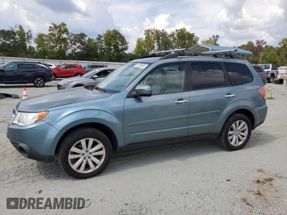 2013 Subaru Forester X Limited z VIN JF2SHAEC3DH422136, wystawiony jako Copart lot #80788695 z przebiegiem 171 500 mil mil oraz Czysty tytuł • Clean title. Historia ofert i sprzedaży dostępna na DreamBid. Obrazek 1.