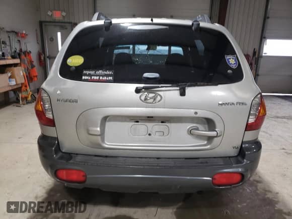 2001 Hyundai Santa Fe GLS с VIN KM8SC83D81U104738, выставлен на аукционе Copart как лот 85650284 с пробегом 215 619 миль миль и Списание • Salvage title. История ставок и продаж доступна на DreamBid. Изображение 6.