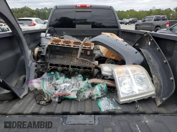 2014 Chevrolet Silverado 3500HD SRW LTZ z VIN 1GC4K1E8XEF128766, wystawiony jako Copart lot #90458265 z przebiegiem Nie podano mil oraz Czysty tytuł • Clean title. Historia ofert i sprzedaży dostępna na DreamBid. Obrazek 12.