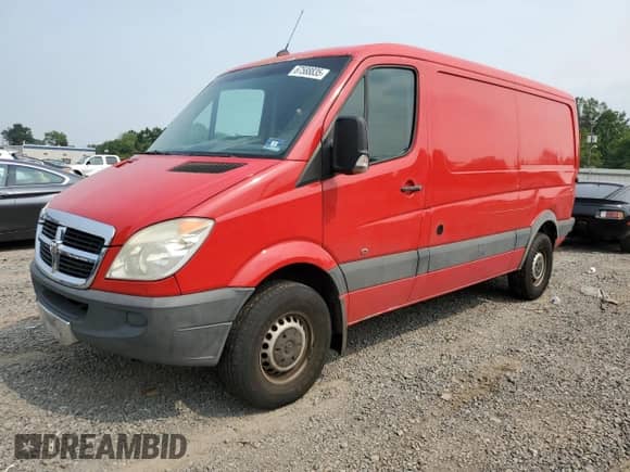 2007 Dodge Sprinter with VIN WD0PE746775134631, listed as a Copart auction lot 67588835 with 154,451 mi miles and Salvage title. Bid and sale history available at DreamBid. Image 1.