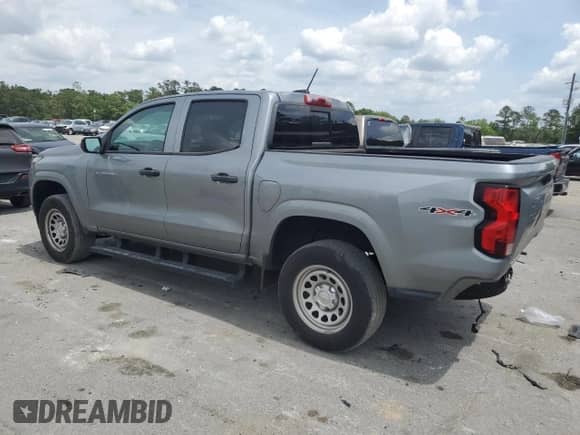 2023 Chevrolet Colorado 4WD Work Truck z VIN 1GCPTBEK1P1181688, wystawiony jako Copart lot #51918325 z przebiegiem 49 604 mil mil oraz Szkoda całkowita • Salvage title. Historia ofert i sprzedaży dostępna na DreamBid. Obrazek 2.