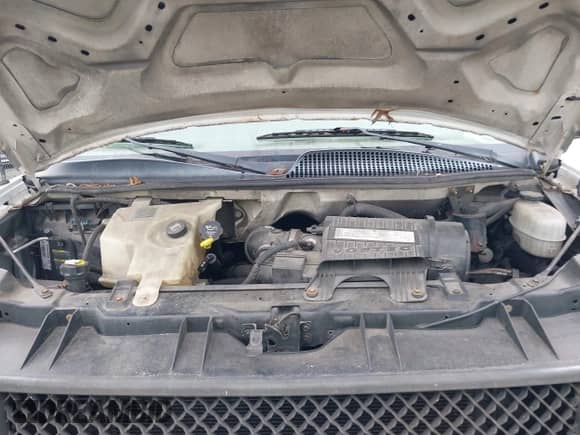 2006 Chevrolet Express Cargo with VIN 1GCHG35U461201656, listed as a IAAI auction lot 43031291 with 259,541 mi miles and . Bid and sale history available at DreamBid. Image 10.