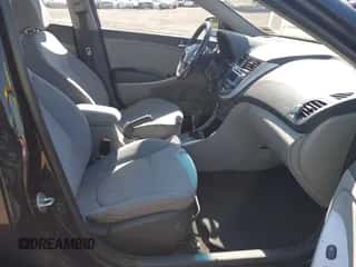 2014 Hyundai Accent SE с VIN KMHCU5AE7EU142687, выставлен на аукционе IAAI как лот 43350672 с пробегом 106 664 миль миль и . История ставок и продаж доступна на DreamBid. Изображение 5.